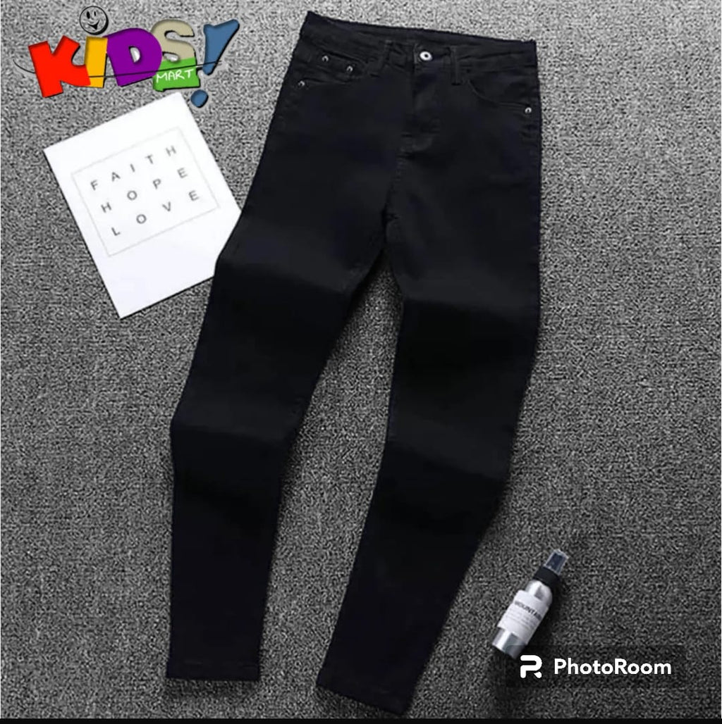 HappyKids Boys’ Classic Black Denim Jeans – Comfortable Slim Fit (Sizes 5–11 Years)